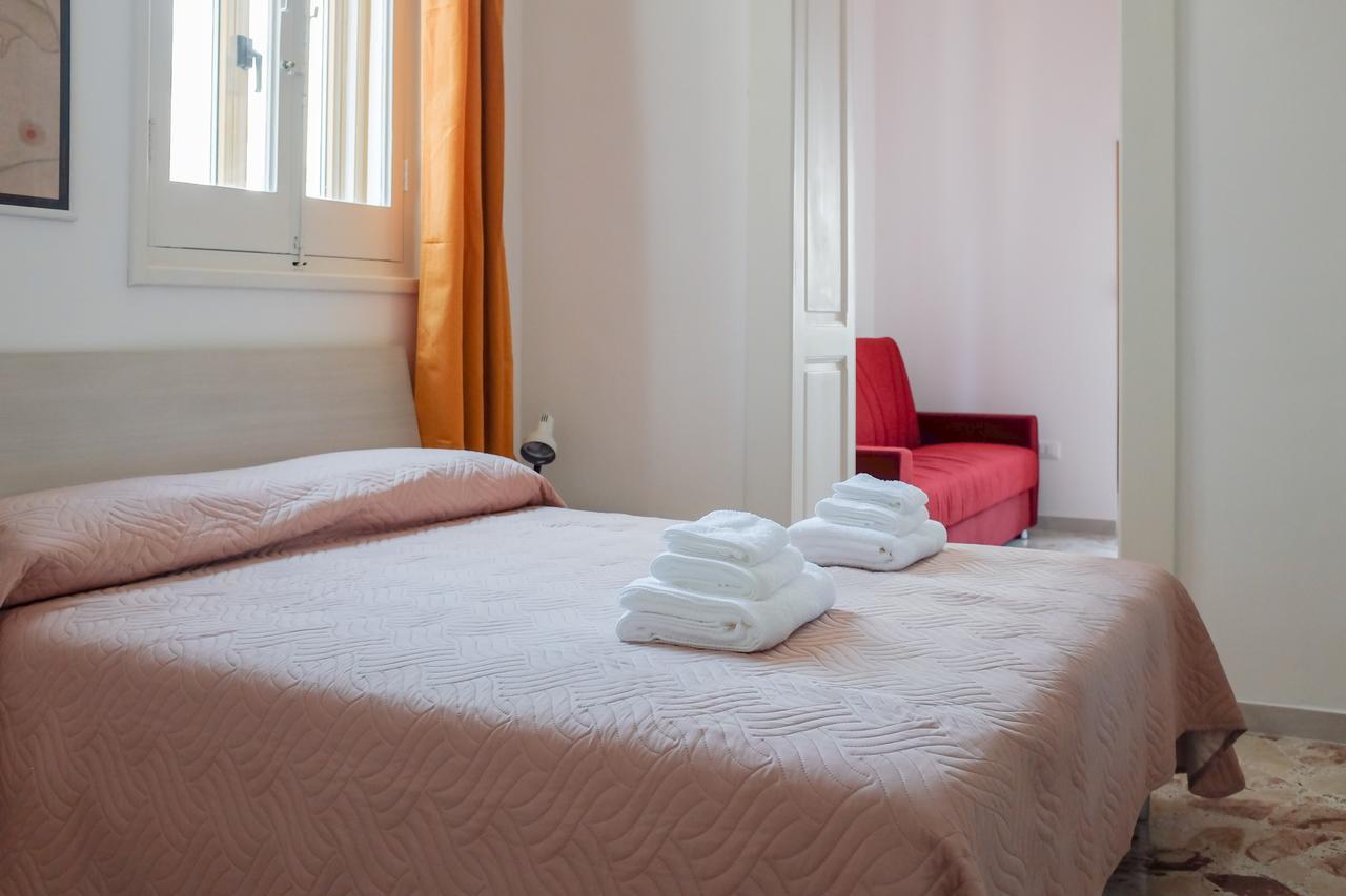 B&B A Casa Di Paola Lecce Luaran gambar